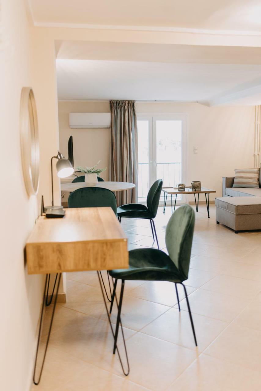 Best House, Central Luxury Apartment, Agiou Nikolaou, Patra Patras Exterior foto
